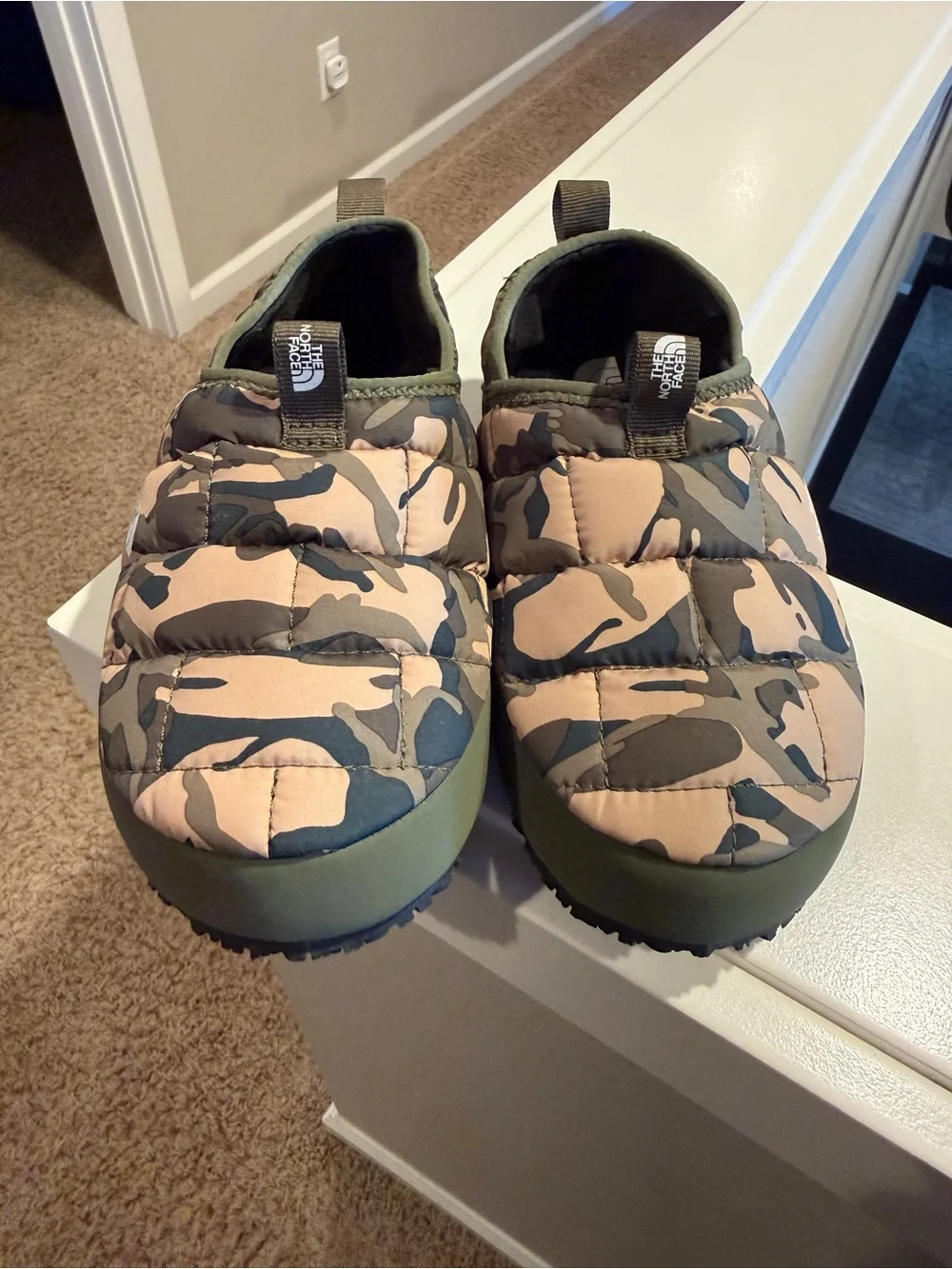 The North Face Kids Camo Slip-On Quilted Slippers